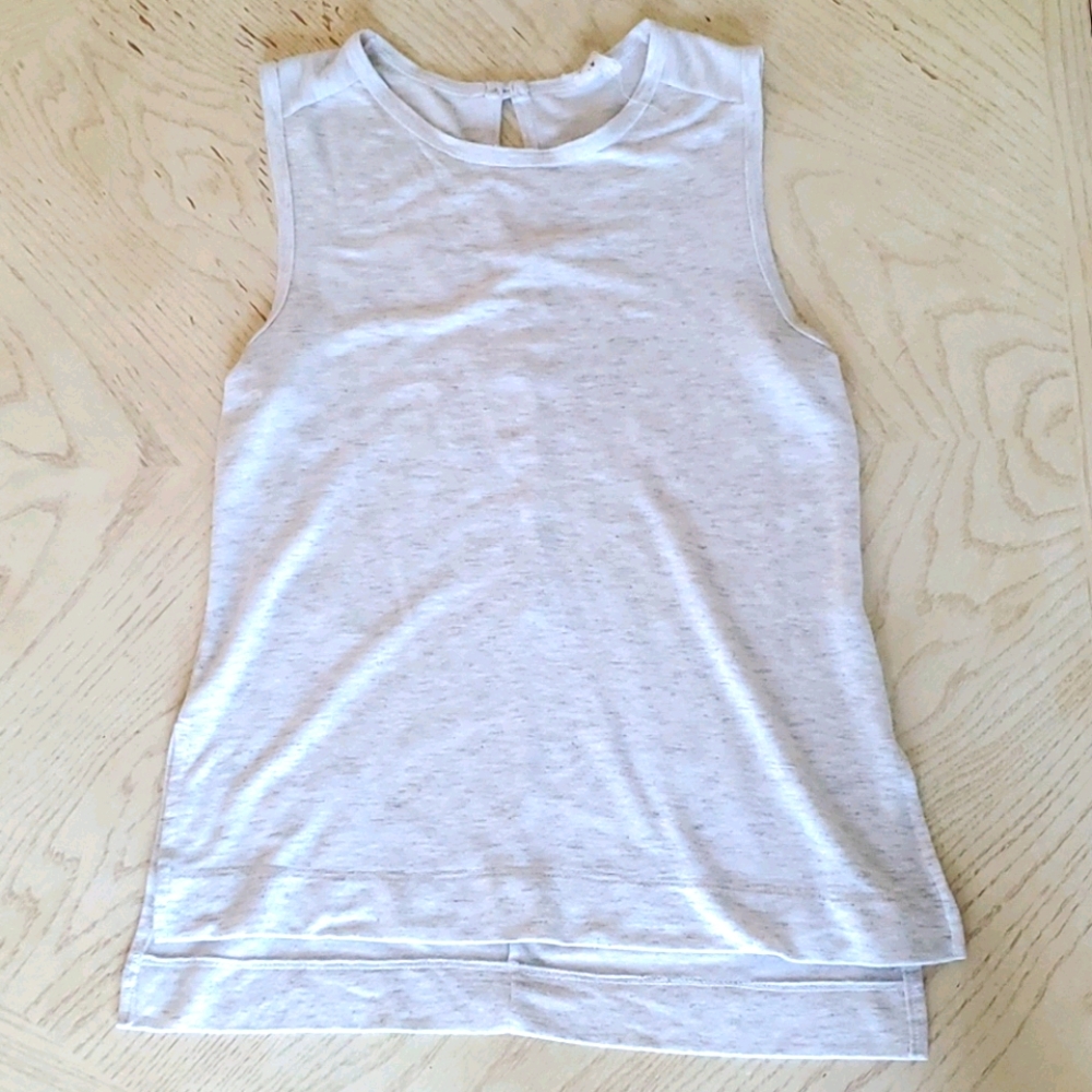 🆕️ sleeveless tunic